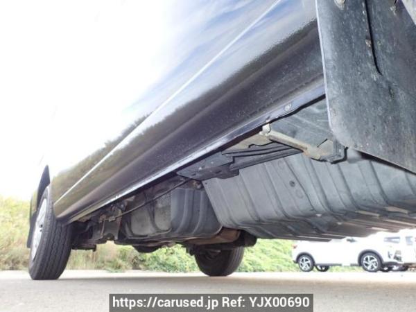 Used 2004 AT nissan caravan-van CWGE25 Image[32]
