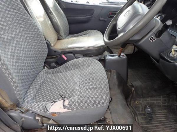 Used 2003 AT toyota hiace-van TRH112V Image[11]
