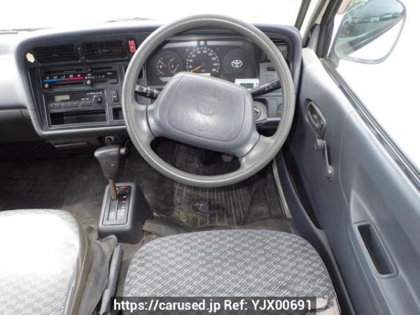 Used 2003 AT toyota hiace-van TRH112V Image[17]