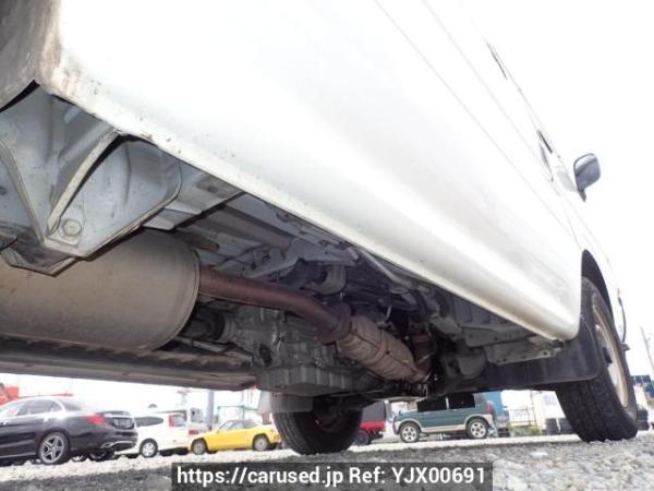 Used 2003 AT toyota hiace-van TRH112V Image[30]