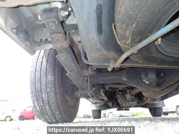 Used 2003 AT toyota hiace-van TRH112V Image[33]