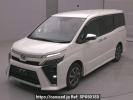 Toyota Voxy ZRR80W