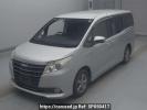 Toyota Noah ZWR80G