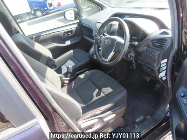 Used 2015 AT toyota noah ZRR80G Image[13]