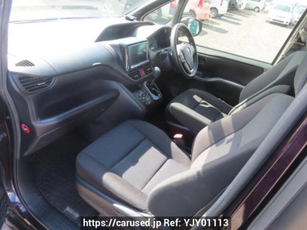 Used 2015 AT toyota noah ZRR80G Image[15]