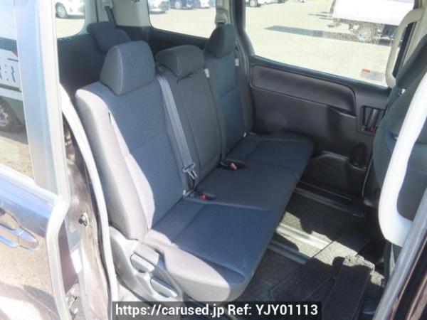 Used 2015 AT toyota noah ZRR80G Image[18]