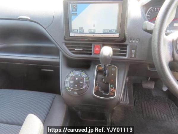Used 2015 AT toyota noah ZRR80G Image[25]