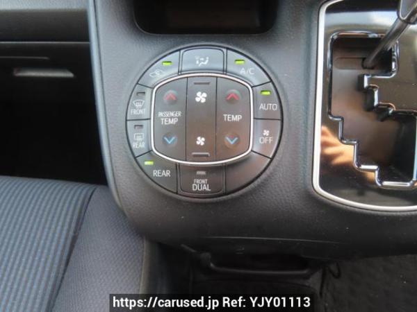 Used 2015 AT toyota noah ZRR80G Image[28]