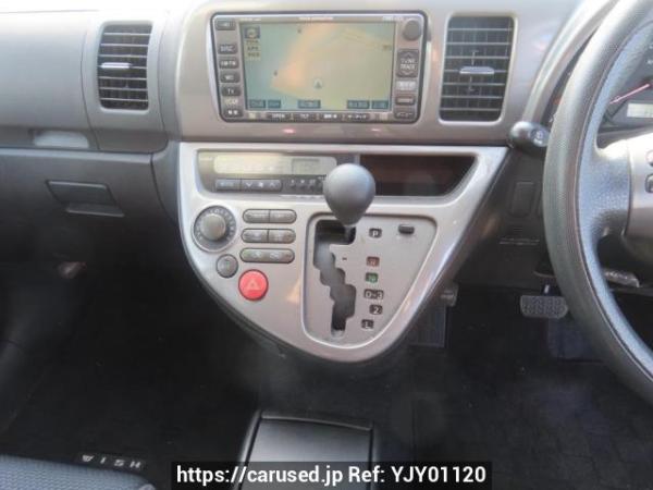 Used 2003 AT toyota wish ZNE10G Image[24]