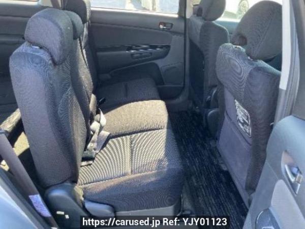 Used 2005 AT toyota wish ZNE10G Image[13]