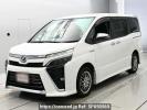 Toyota Voxy ZWR80W
