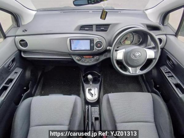 Used 2013 AT toyota vitz NSP130 Image[16]
