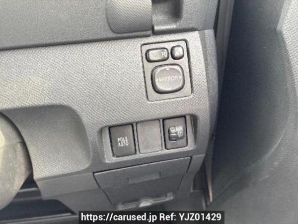 Used 2005 AT toyota ractis NCP100 Image[24]