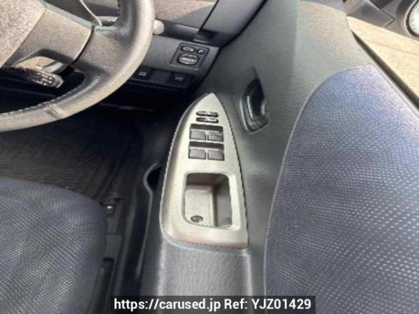 Used 2005 AT toyota ractis NCP100 Image[25]