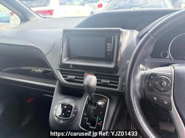 Used 2015 AT toyota noah ZRR80G Image[9]