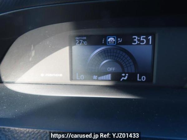 Used 2015 AT toyota noah ZRR80G Image[26]