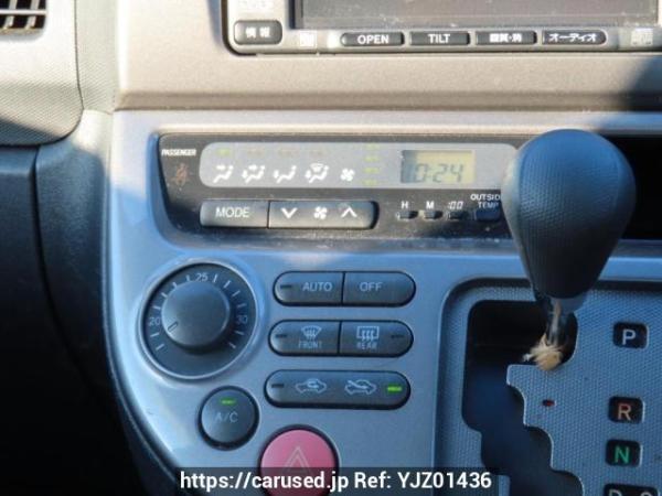 Used 2003 AT toyota wish ZNE10G Image[27]