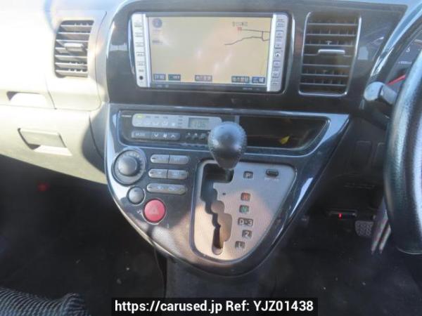 Used 2003 AT toyota wish ZNE10G Image[24]
