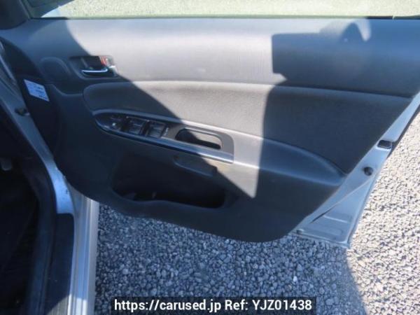 Used 2003 AT toyota wish ZNE10G Image[32]