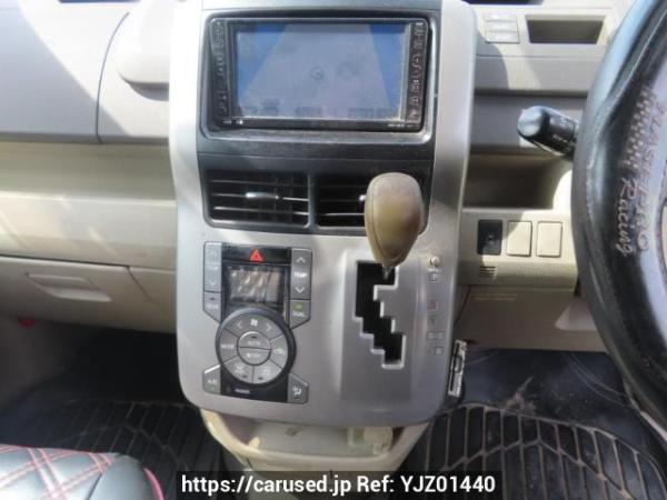 Used 2007 AT toyota noah ZRR70G Image[26]