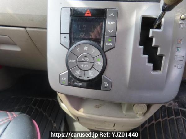 Used 2007 AT toyota noah ZRR70G Image[29]