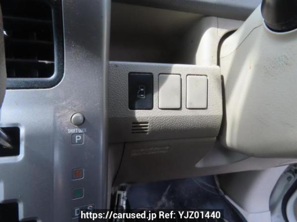 Used 2007 AT toyota noah ZRR70G Image[31]