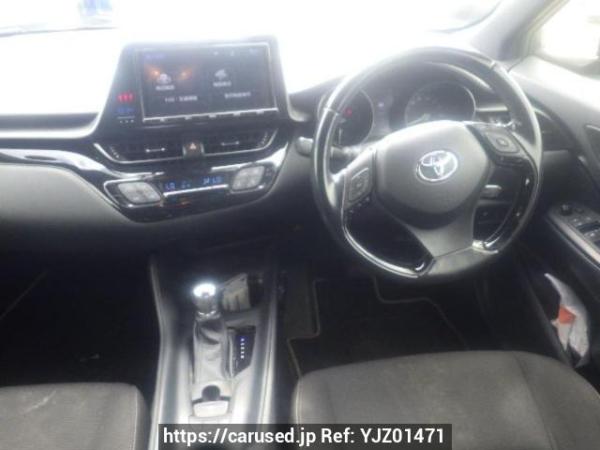 Used 2018 AT toyota c-hr ZYX10 Image[17]