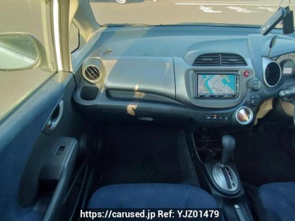 Used 2011 AT honda fit GE7 Image[16]
