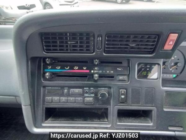 Used 2004 AT toyota hiace-van TRH102V Image[18]