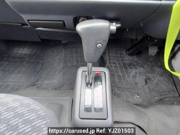 Used 2004 AT toyota hiace-van TRH102V Image[22]