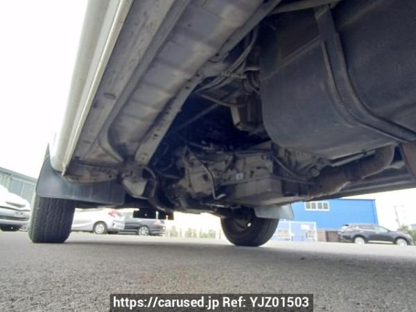 Used 2004 AT toyota hiace-van TRH102V Image[32]