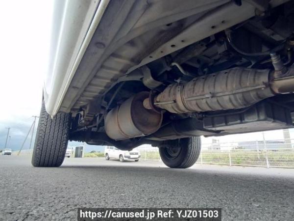 Used 2004 AT toyota hiace-van TRH102V Image[34]