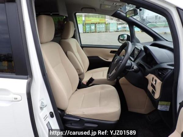 Used 2014 AT toyota noah ZRR80G Image[12]