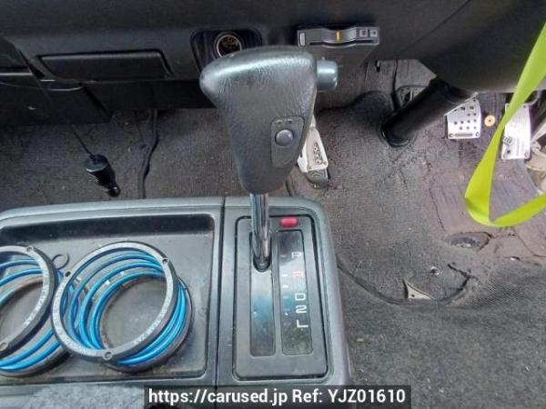 Used 2003 AT toyota regiusace-van RZH112V Image[22]