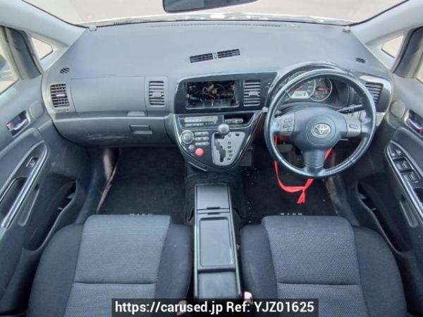 Used 2004 AT toyota wish ZNE10G Image[17]