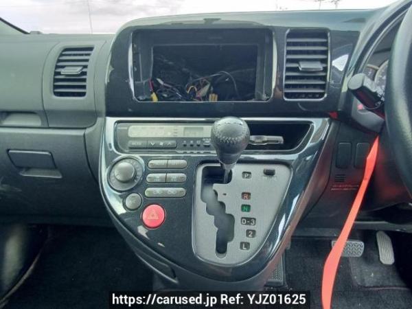 Used 2004 AT toyota wish ZNE10G Image[19]