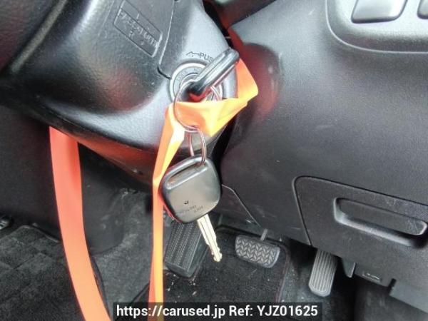Used 2004 AT toyota wish ZNE10G Image[25]