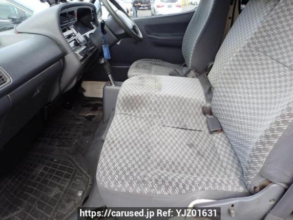 Used 2002 AT toyota hiace-van RZH112V Image[12]