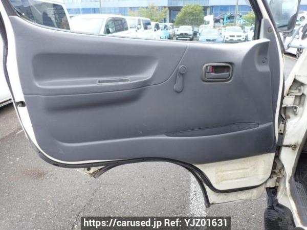 Used 2002 AT toyota hiace-van RZH112V Image[17]
