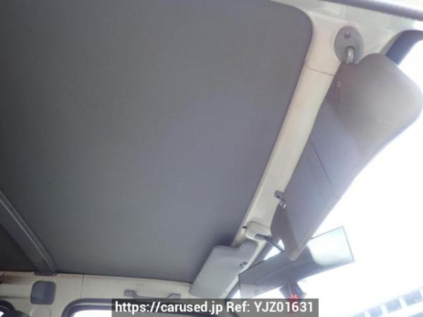 Used 2002 AT toyota hiace-van RZH112V Image[19]