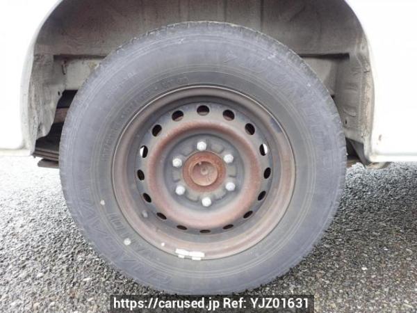 Used 2002 AT toyota hiace-van RZH112V Image[32]