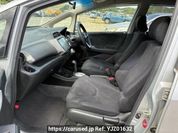 Used 2012 AT honda fit GE6 Image[10]