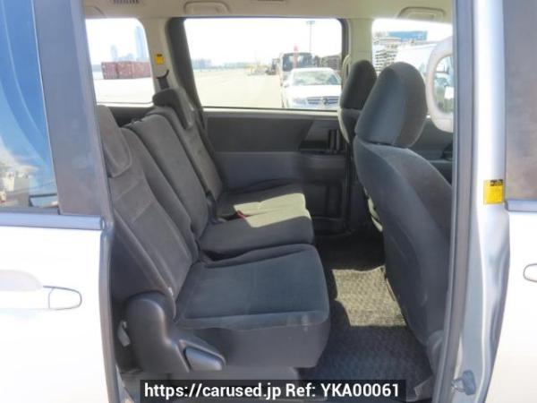 Used 2007 AT toyota noah ZRR70G Image[16]