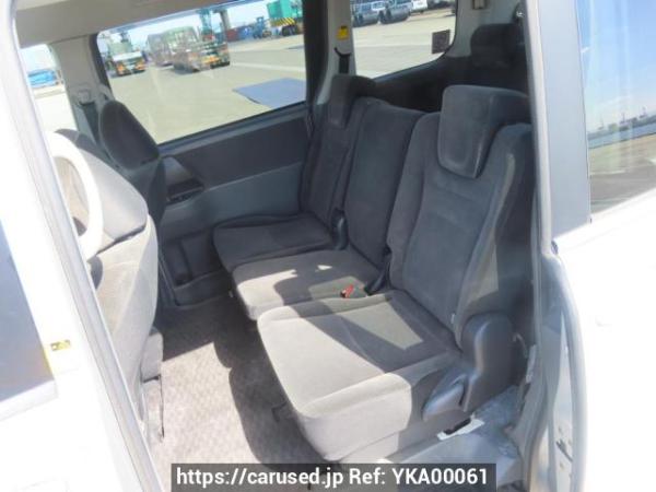 Used 2007 AT toyota noah ZRR70G Image[19]