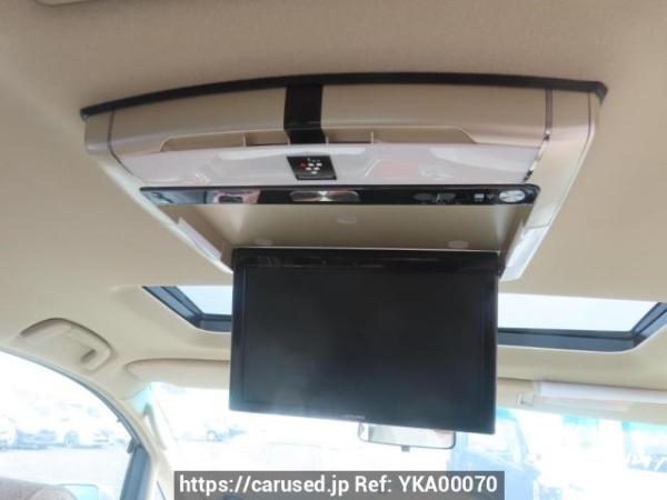 Used 2004 AT toyota alphard MNH10W Image[26]