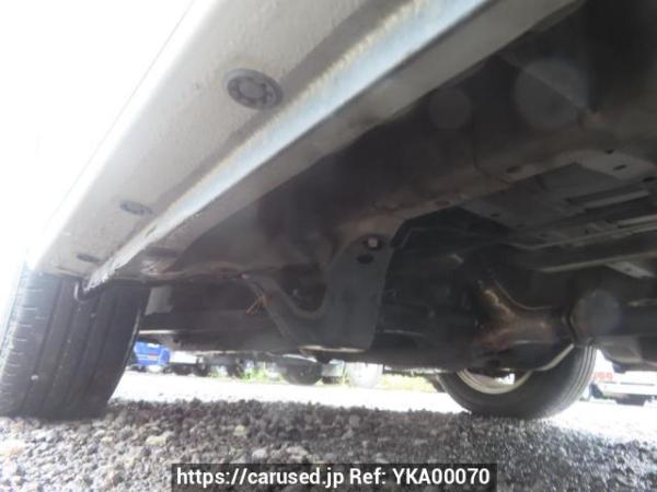 Used 2004 AT toyota alphard MNH10W Image[43]
