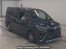 Toyota Voxy ZWR80W