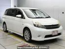 Toyota Isis ZGM11W