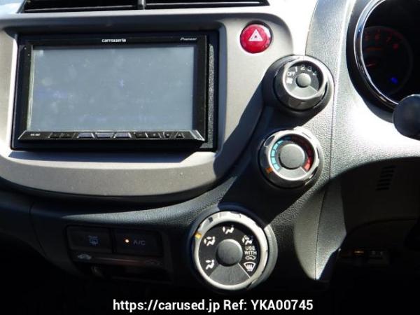 Used 2011 AT honda fit GE6 Image[23]