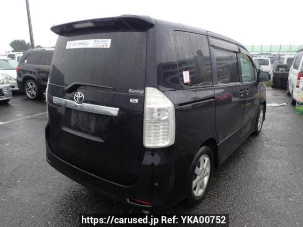 Used 2010 AT toyota noah ZRR70W Image[6]
